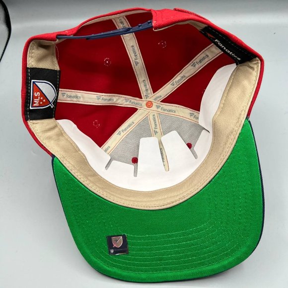 Chicago Fire FC Hat Men Navy Red Fanatics MLS Snap Back Cap New - Picture 6 of 9